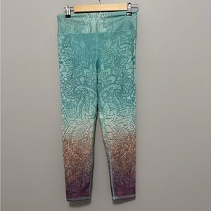 EVCR Evolution and Creation Yoga Capri Leggings